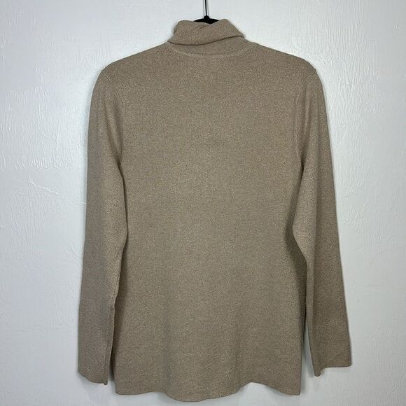 Chico’s Oatmeal Color Metallic Shimmer Turtleneck Pullover Sweater Size XL - Picture 4 of 11